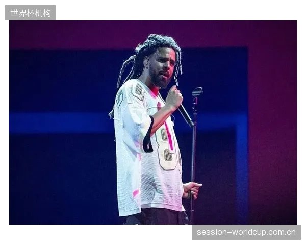 南京队签下格莱美奖得主J.Cole,其跨界营销为联盟带来了巨大关注度。 南京队签下格莱美奖得主J.Cole,其跨界营销为联盟带来了巨大关注度。